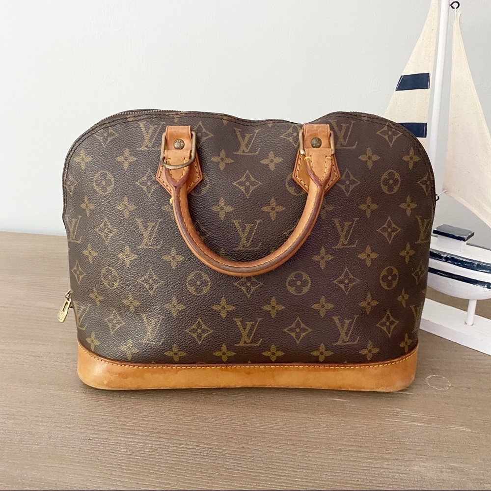💞ALMA💞Authentic Louis Vuitton Monogram Handbag! - Picture 3 of 8